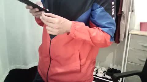 Snapshot of italianboybcn chatting on October 31, 5:05 pm italianboybcn online show from October 31, 5:05 pm