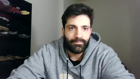 italianboybcn online show from January 28, 6:16 am