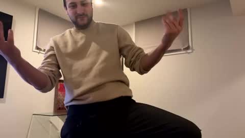 italianladd online show from February 2, 12:31 am