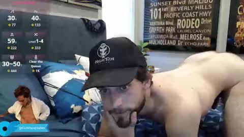 Hung Italian   online show from September 8, 5:01 pm