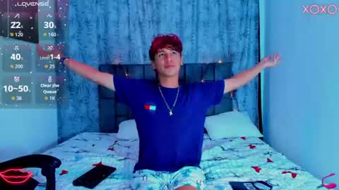 ithan_kingtwin online show from July 12, 9:06 pm