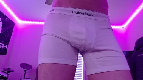 itslamayo online show from March 25, 9:52 pm