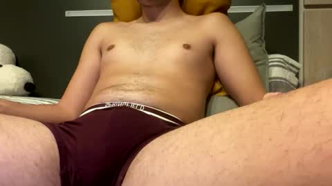 itsthunderdi online show from December 23, 12:08 am