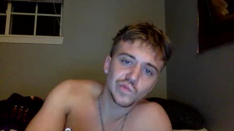 itxlowhoe479 online show from November 1, 4:49 am