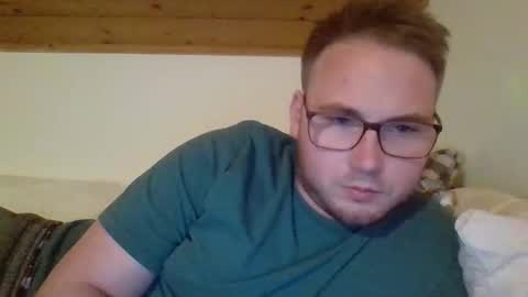 iwantfucknow online show from May 12, 9:12 pm