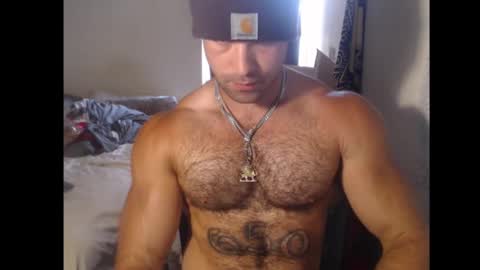 Snapshot of izak144 chatting on October 25, 10:11 pm izak144 online show from October 25, 10:11 pm