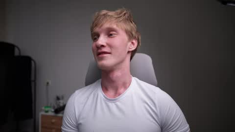 Danny online show from April 8, 5:30 am