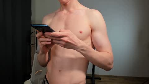 Snapshot of j_akira13 chatting on January 12, 3:17 am Danny online show from January 12, 3:17 am