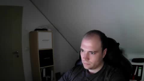 here4y online show from November 29, 12:18 pm