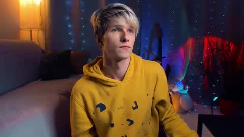 brestonsweet online show from March 25, 4:22 pm