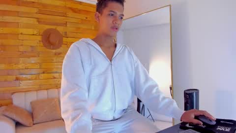 Jack online show from October 20, 8:24 pm