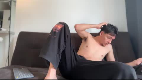 INDEPENDENT MODEL online show from January 5, 5:27 pm