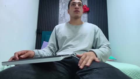 JACK PERGURTSON online show from February 13, 10:31 am