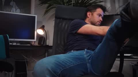 Colten Carter online show from November 12, 5:02 am