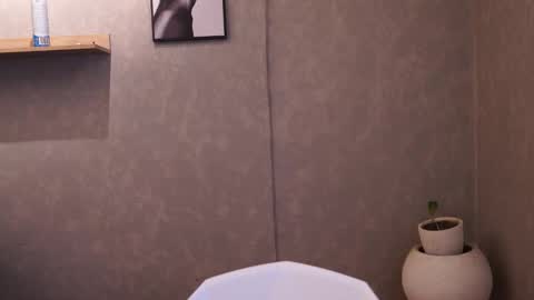 Jackson Bell online show from April 4, 12:57 pm