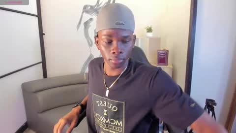 Jackson online show from November 12, 2:01 pm