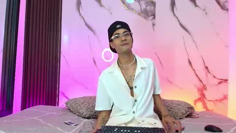 jacob_blackwell online show from February 13, 4:51 am