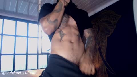 Michael Caicedo online show from June 3, 9:20 pm
