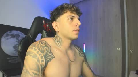 jacobb116 online show from October 26, 12:12 am