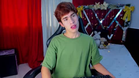 jacobelord online show from December 16, 1:07 pm