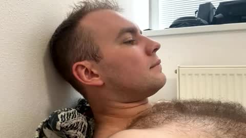 jacobhairyvip online show from June 1, 10:59 am