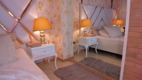 jacobrusso online show from April 13, 6:36 am