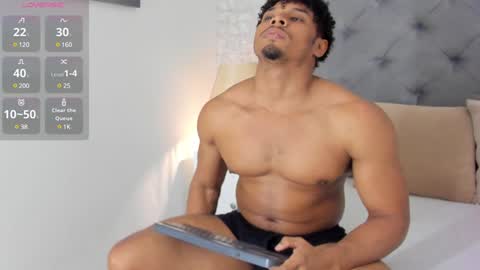 Snapshot of jacub_micke chatting on January 17, 12:10 am Jacub online show from January 17, 12:10 am