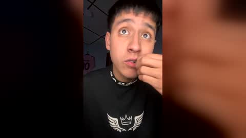 jaider_17 online show from January 9, 1:44 am