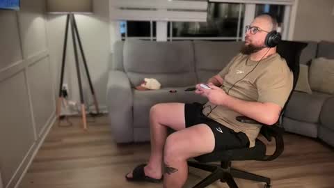 Jake online show from November 2, 12:15 am