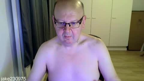 Jake2309 online show from December 1, 7:28 pm