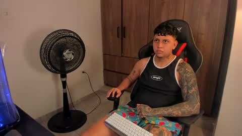 Jake Pons online show from April 24, 9:33 am