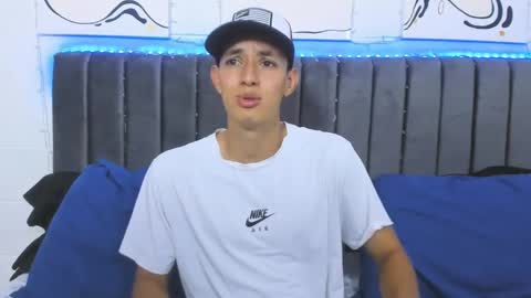 Snapshot of jake_shadow14 chatting on February 7, 10:09 pm Hi guys im new 3 online show from February 7, 10:09 pm