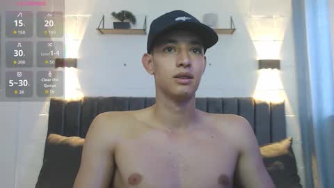 Snapshot of jake_shadow14 chatting on September 15, 7:37 pm Hi guys im new 3 online show from September 15, 7:37 pm