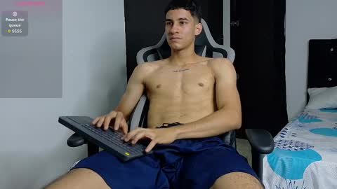 JakeMonroe online show from May 21, 4:11 pm