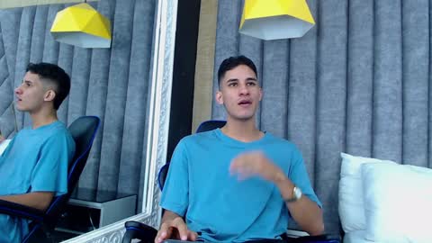 jakemoxleey online show from January 26, 12:33 pm