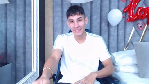 jakemoxleey online show from February 17, 12:16 pm