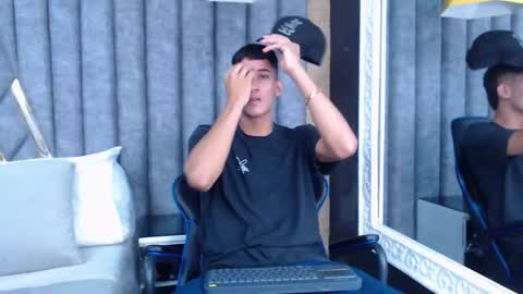 jakemoxleey online show from March 6, 11:58 am