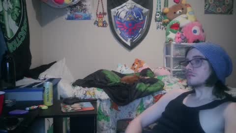 Snapshot of jakieepoo212 chatting on December 27, 5:42 am Jakieepoo212 online show from December 27, 5:42 am