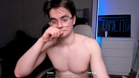 Hey there Im Jame online show from February 10, 9:19 pm