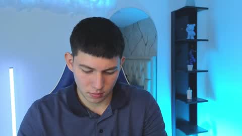 james_cr online show from June 11, 11:41 am