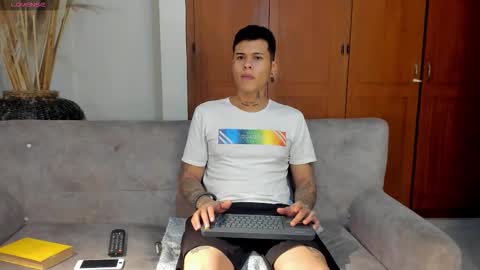 Jamesinked  online show from November 13, 2:16 am