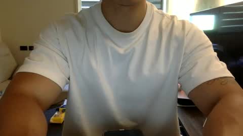 jamesmo820913 online show from November 9, 2:37 am