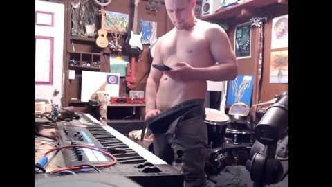 Snapshot of jameswebbscope chatting on December 17, 7:04 pm Jameswebbscope online show from December 17, 7:04 pm