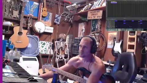 Snapshot of jameswebbscope chatting on September 13, 7:48 pm Jameswebbscope online show from September 13, 7:48 pm