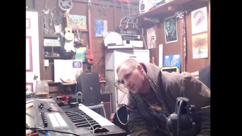 Snapshot of jameswebbscope chatting on January 1, 11:27 am Jameswebbscope online show from January 1, 11:27 am