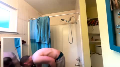 Snapshot of jameswebbscope chatting on March 2, 11:28 pm Jameswebbscope online show from March 2, 11:28 pm