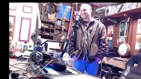 Snapshot of jameswebbscope chatting on February 11, 8:37 am Jameswebbscope online show from February 11, 8:37 am