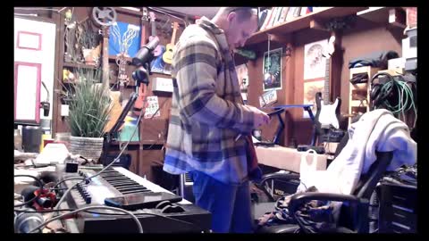 Snapshot of jameswebbscope chatting on February 22, 8:29 am Jameswebbscope online show from February 22, 8:29 am