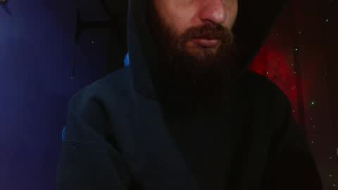 Snapshot of jammes_owen chatting on December 9, 10:15 pm Jammes. online show from December 9, 10:15 pm