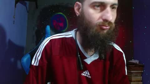 Snapshot of jammes_owen chatting on January 20, 9:46 am Jammes. online show from January 20, 9:46 am